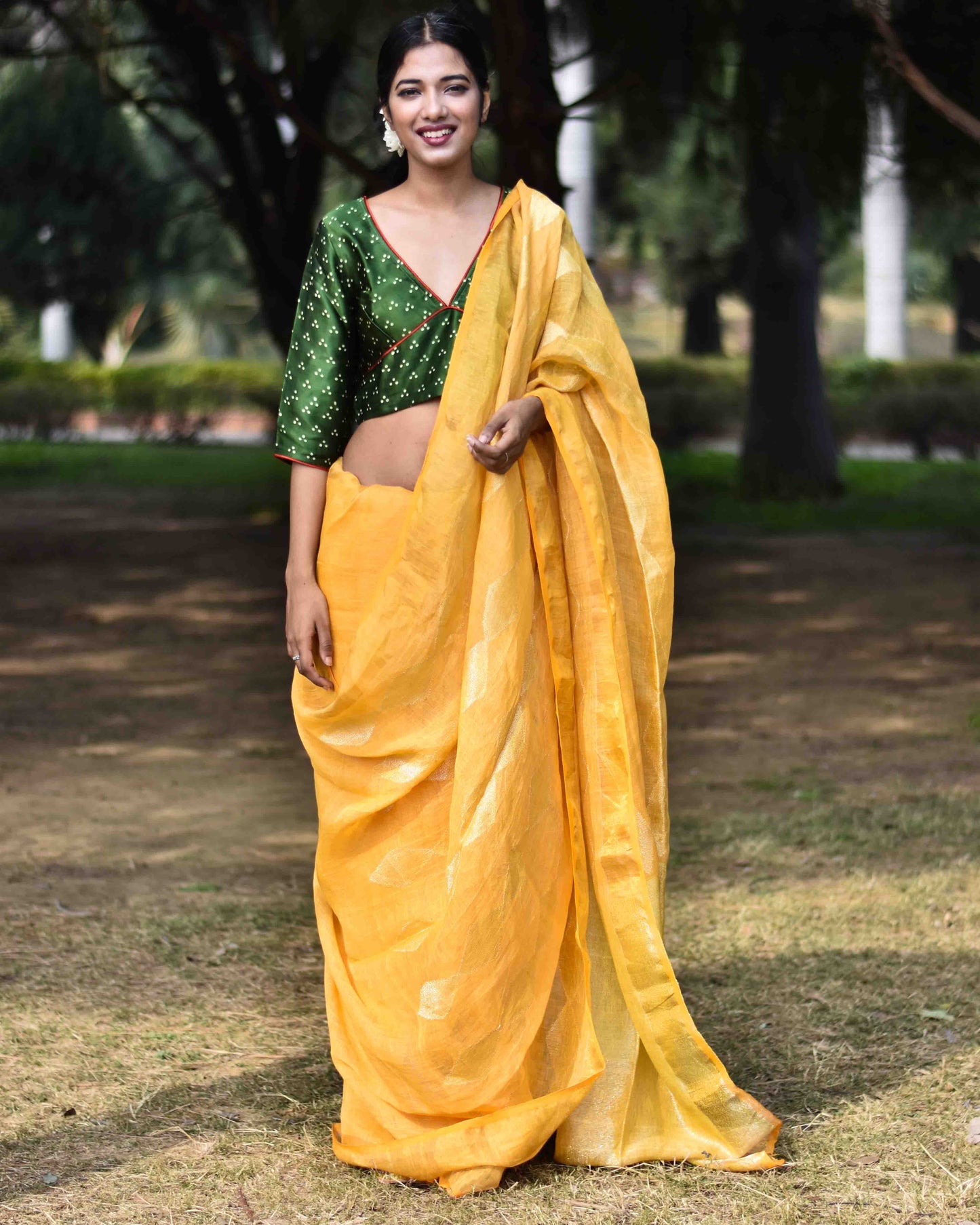 Chidiyaa Yellow Handwoven Linen Jandhani Saree with Unstitched Blouse - Soh
