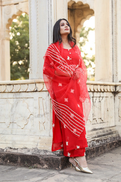 Hiza Red Set