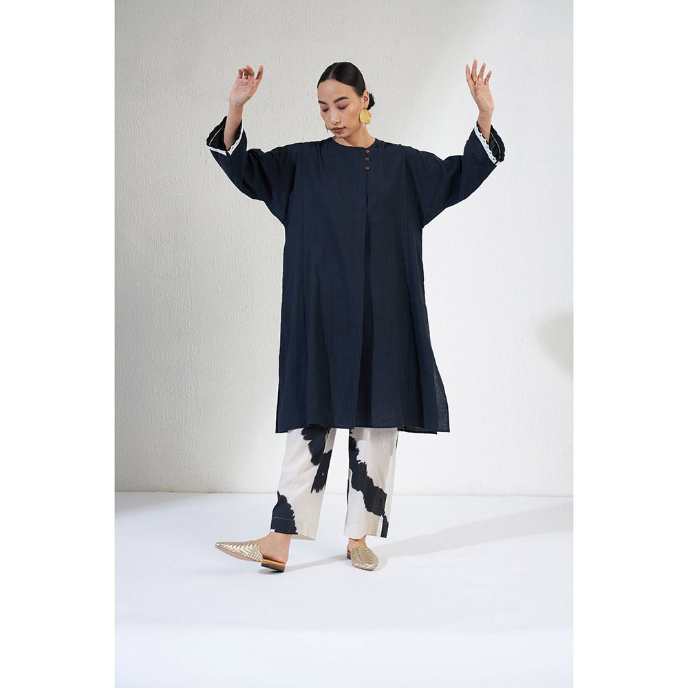 Aavidi By Dimple Zoya Navy Blue Embroidered Co-ord (Set of 2)