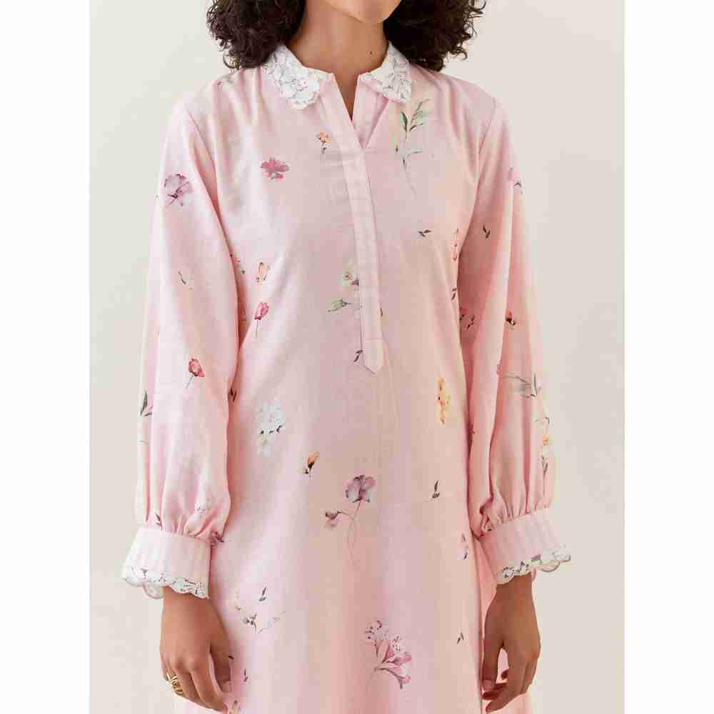 Anantaa by Roohi Trehan Pink Botanical Print Cotton Linen Kurta With Scalloped Net Collar