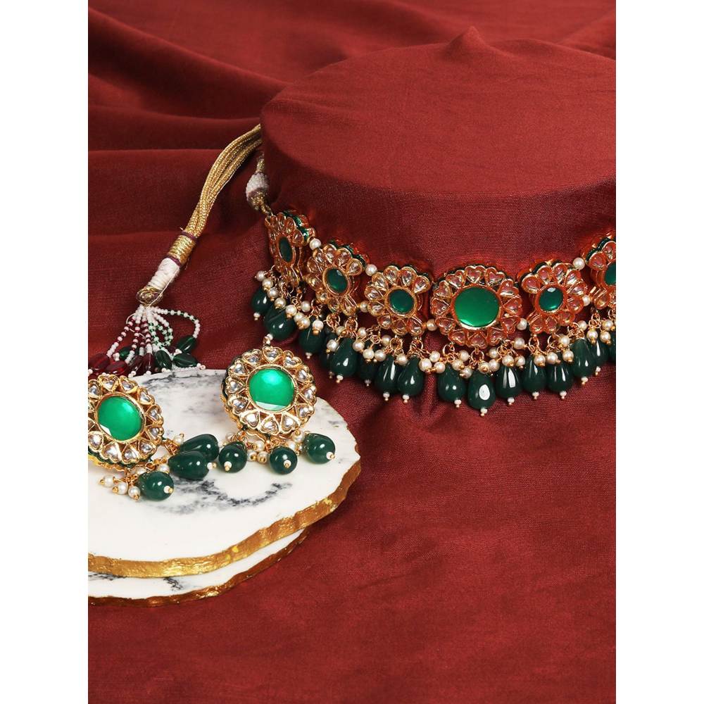 Auraa Trends Gold-Plated Kundan Studded Beaded Jewellery Set