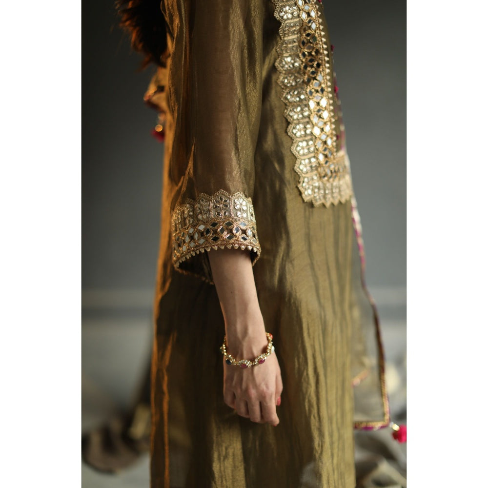 Begum Pret Nakasha Kurta - Deep Olive (Set of 4)