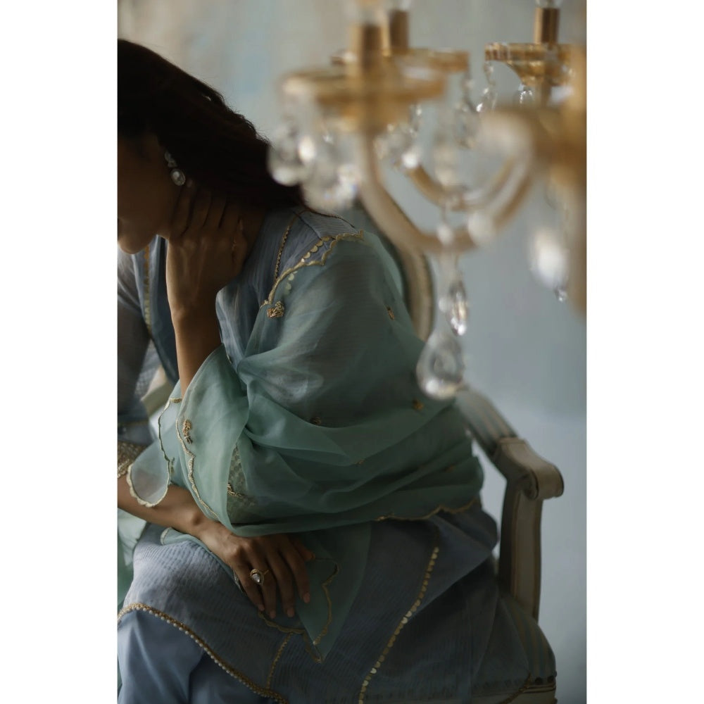 Begum Pret Gulab Aqua Dupatta