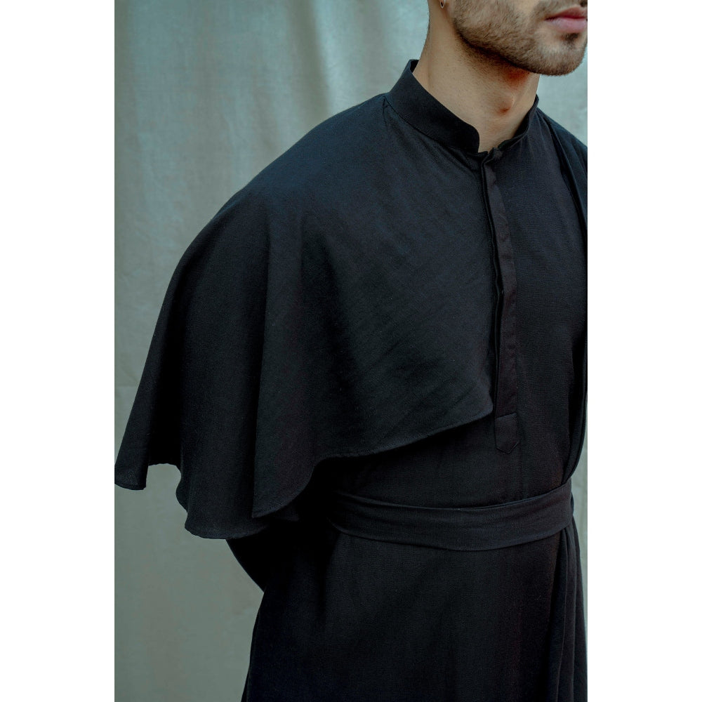 Bohame Cotton X Linen Cape Style Kurta With Pajama In Black (Set of 2)