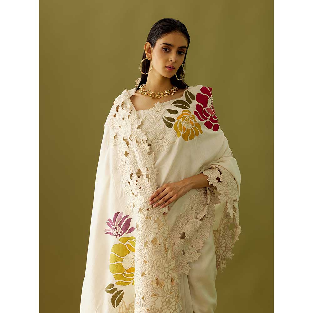 CHANDRIMA Ivory Applique Chanderi Saree with Stitched Blouse (Set of 2)