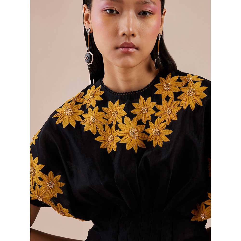 CHANDRIMA Black Sunflower Applique Pleated Top