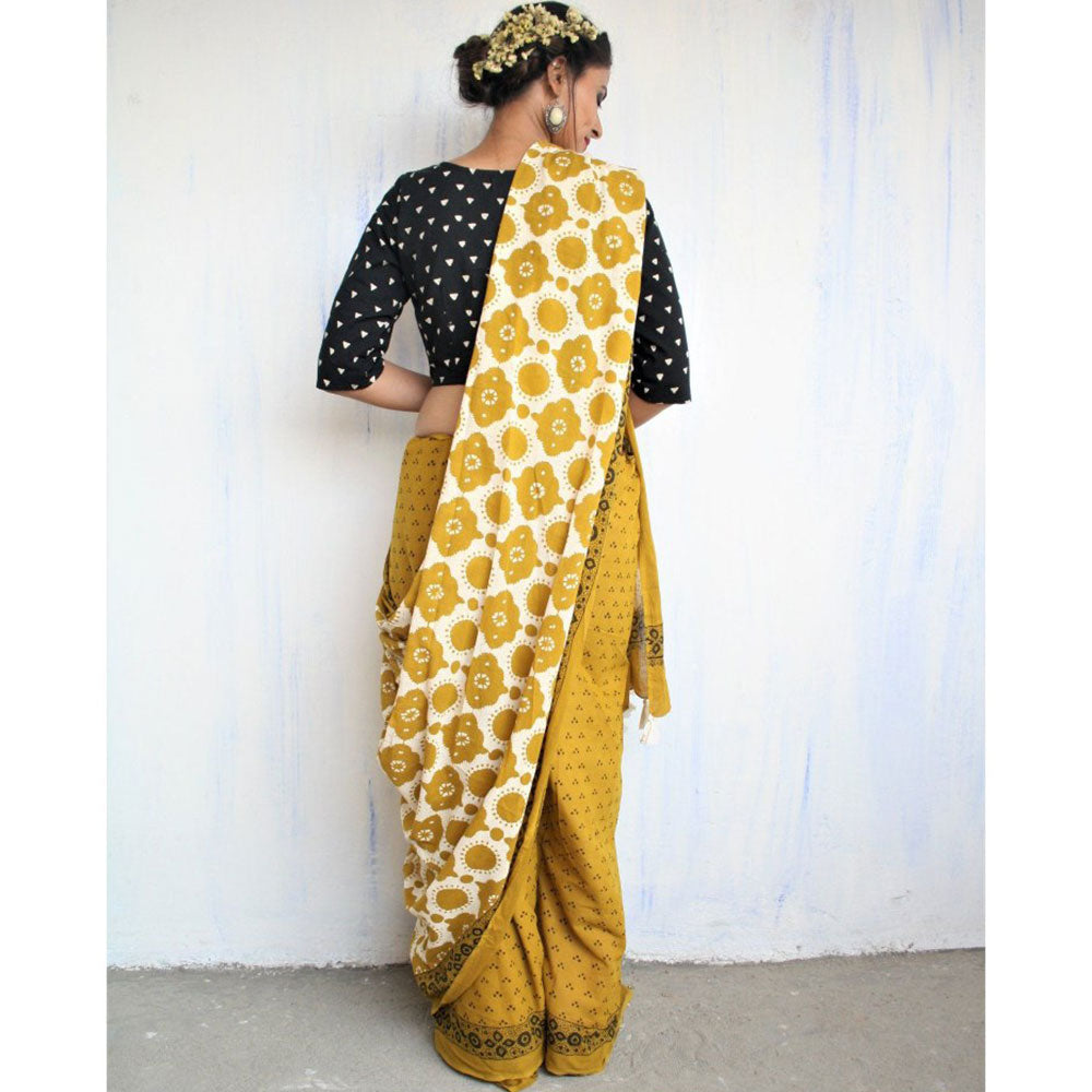 Chidiyaa Mustard Block Printed Pure Cotton Mul Saree without Blouse