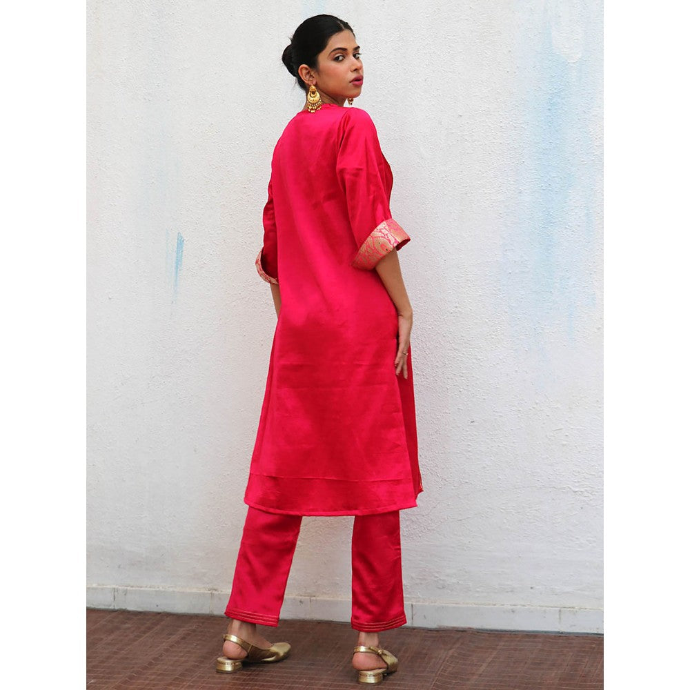 Chidiyaa Sufiyana Ulfat Mashru Silk Kurta & Pant (Set of 2)