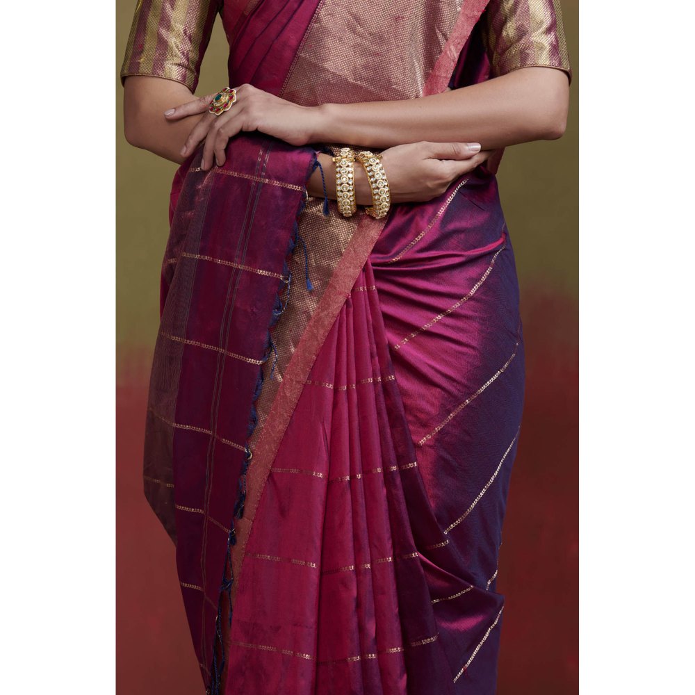 Dressfolk Magenta Maheshwari Heavy Weight Silk Saree without Blouse