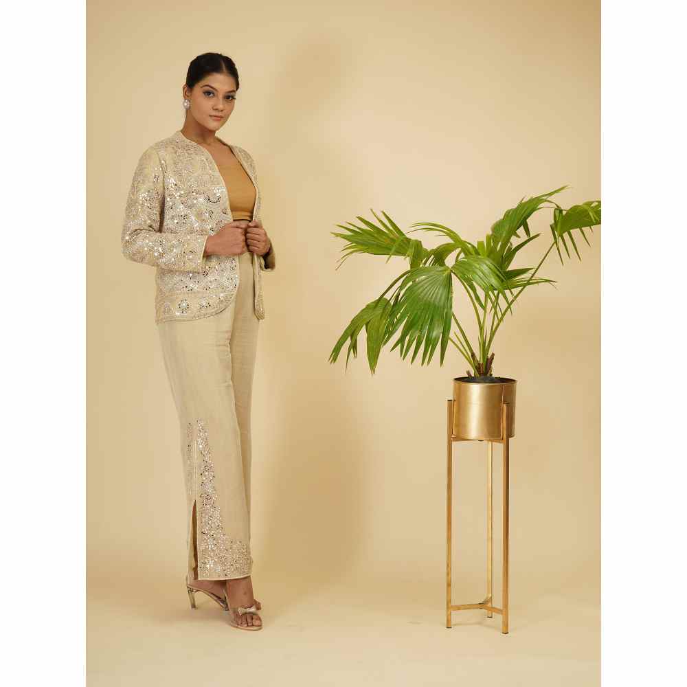 Farha Syed Ivory Soft Tissue Hand Embroidered Co-ord (Set of 3)