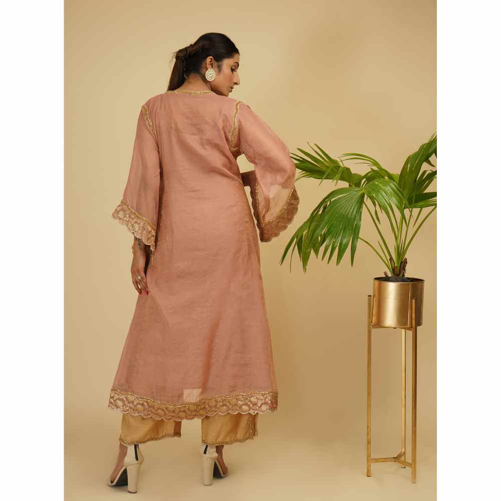 Farha Syed Dirty Rose Kurta (Set of 3)