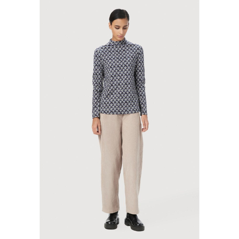 Genes Lecoanet Hemant Slim Fit Raised Neck Top with Scallop Print & Unique Dart Placement Blue