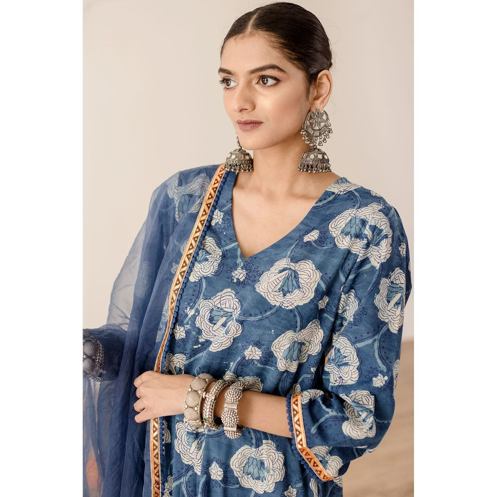 Gulabo Jaipur Dia Blue Straight Kurta with Pant (Set of 3)