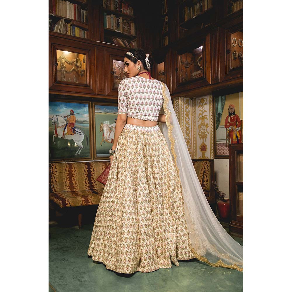 Gulabo Jaipur Parveen White Lehenga (Set of 3)