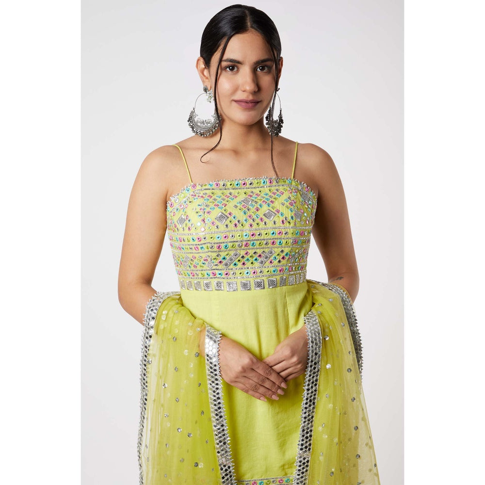 Gopi Vaid Noor Yoke Sharara (Set of 3)