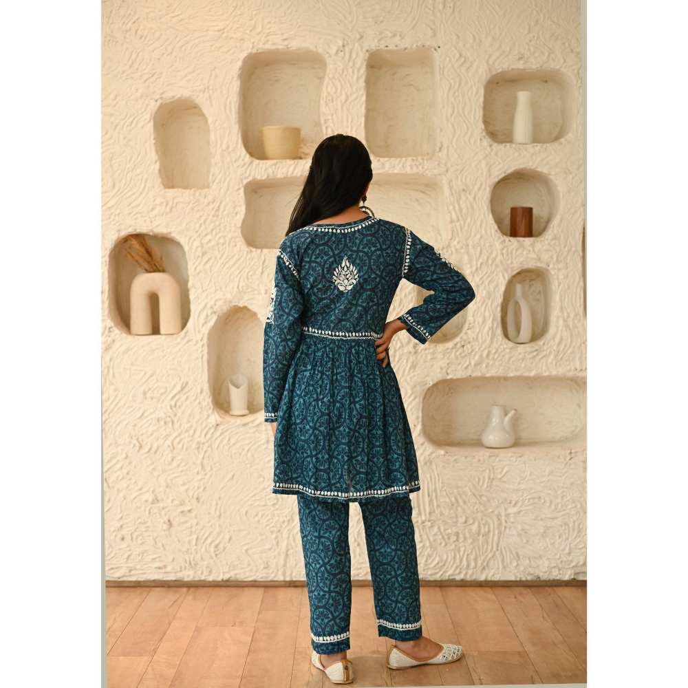 House of Chikankari Aidah Chikankari Mulmul Short Kurta - Navy Blue (Set of 2)