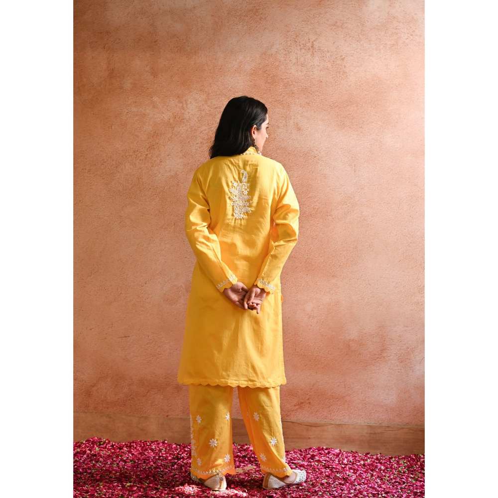 House of Chikankari Abru Chikankari Cotton Short Kurta - Yellow (Set of 2)