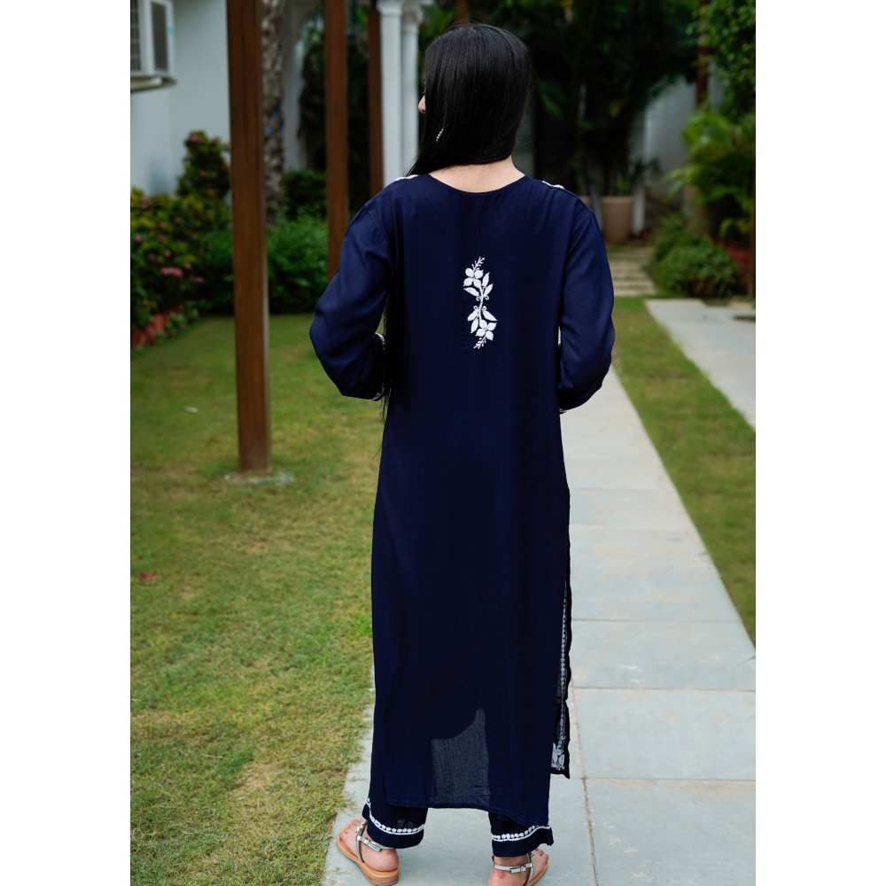 House Of Chikankari Karima Chikankari Rayon Straight Kurta (Set of 2)