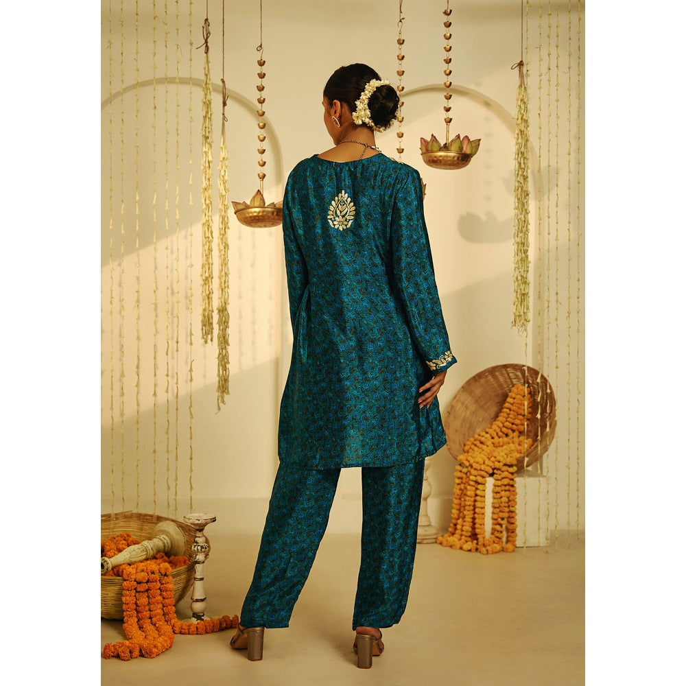 House of Chikankari Arisha Chikankari Crepe A-line Short Kurta Set