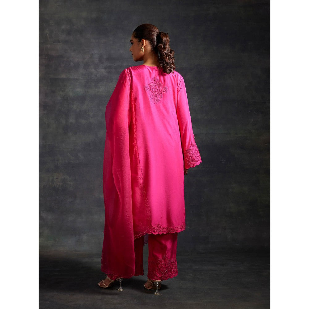 House of Exotique Daneen Kurta Pant (Set of 3)