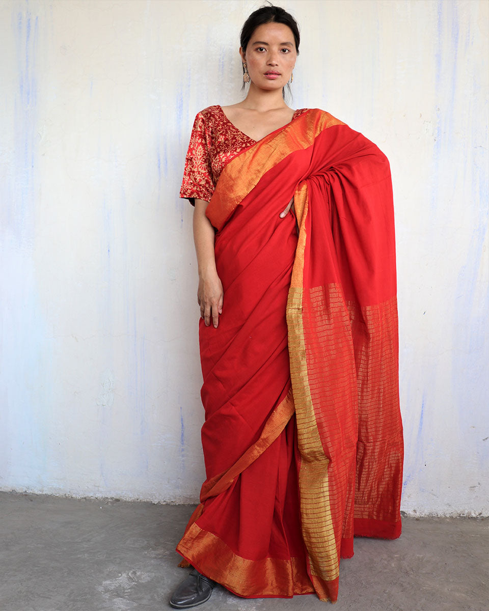 Chidiyaa Red Handwoven Cotton Zari Saree Sahar with Unstitched Blouse