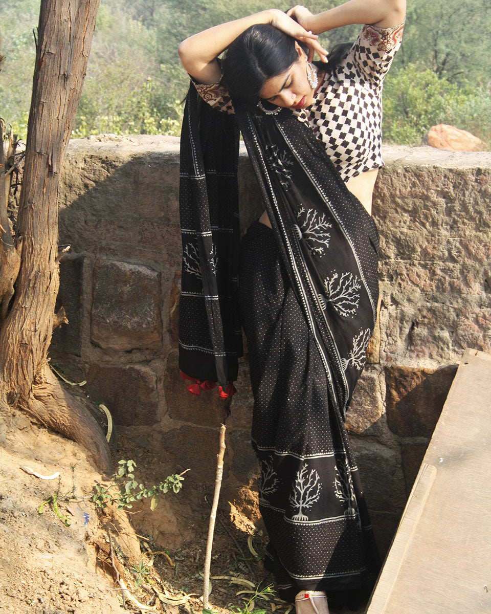 Chidiyaa Black Block Printed Cotton Mul Saree with Unstitched Blouse