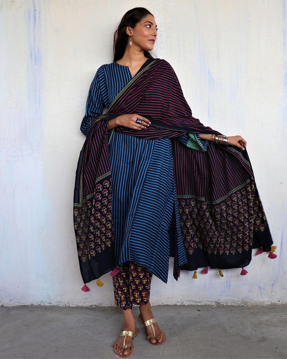 Chidiyaa Blue Cotton Dupatta