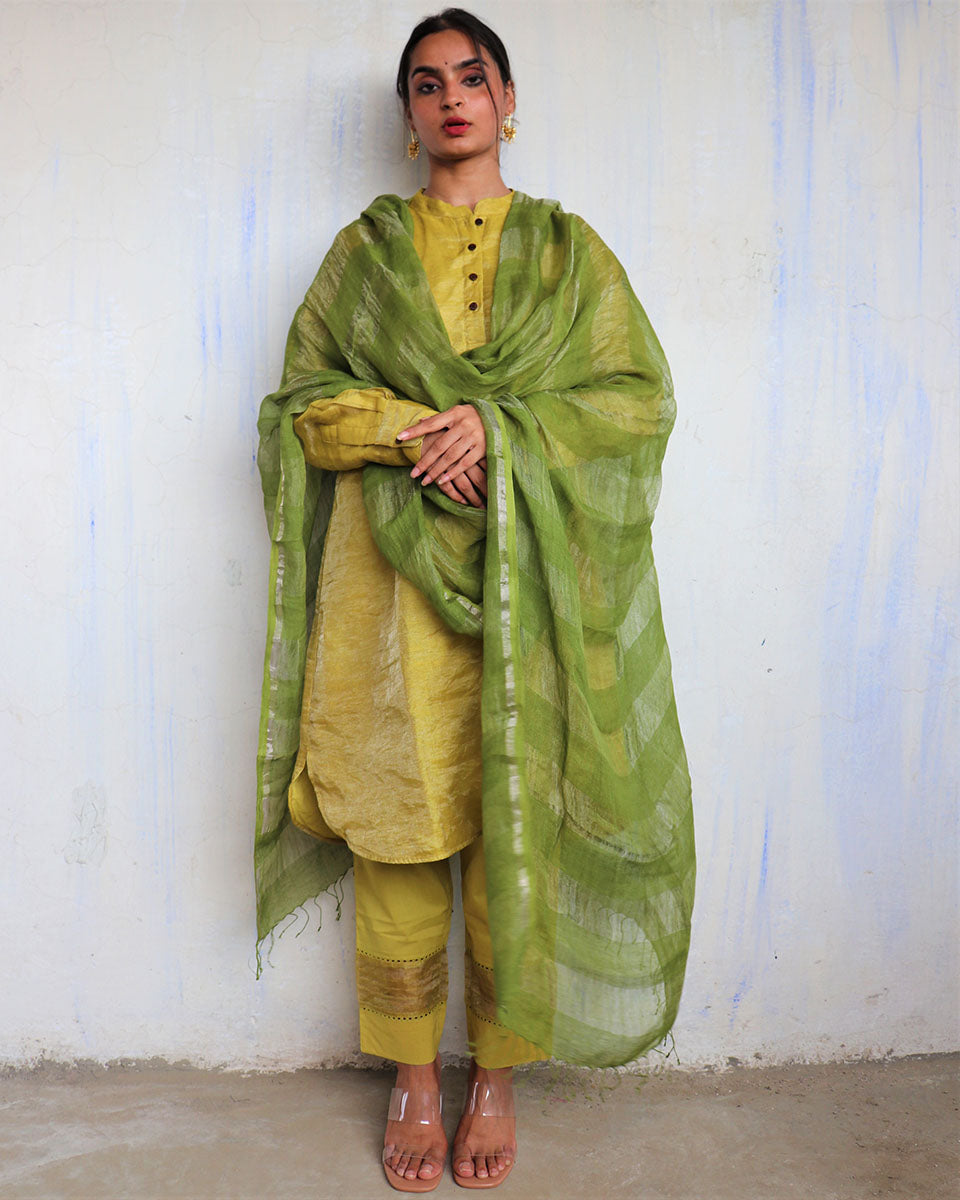 Chidiyaa Green Handwoven Dupatta Roshni