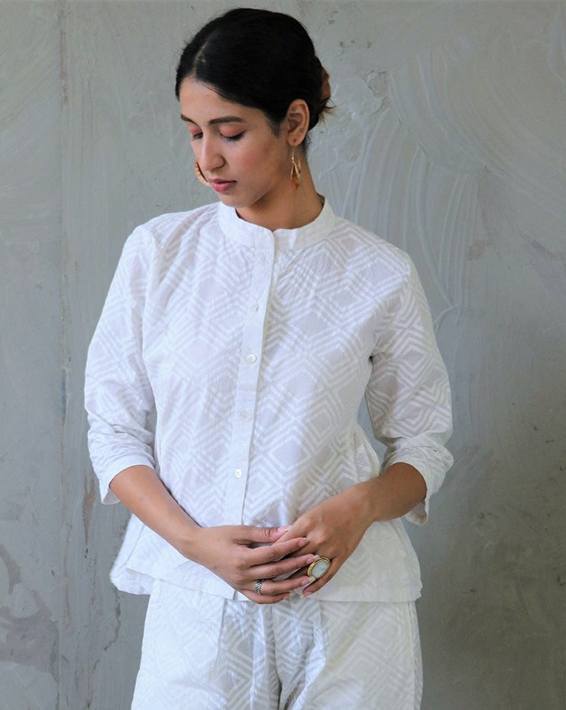 Chidiyaa White Block Printed Buttoned Cotton Top - Safed