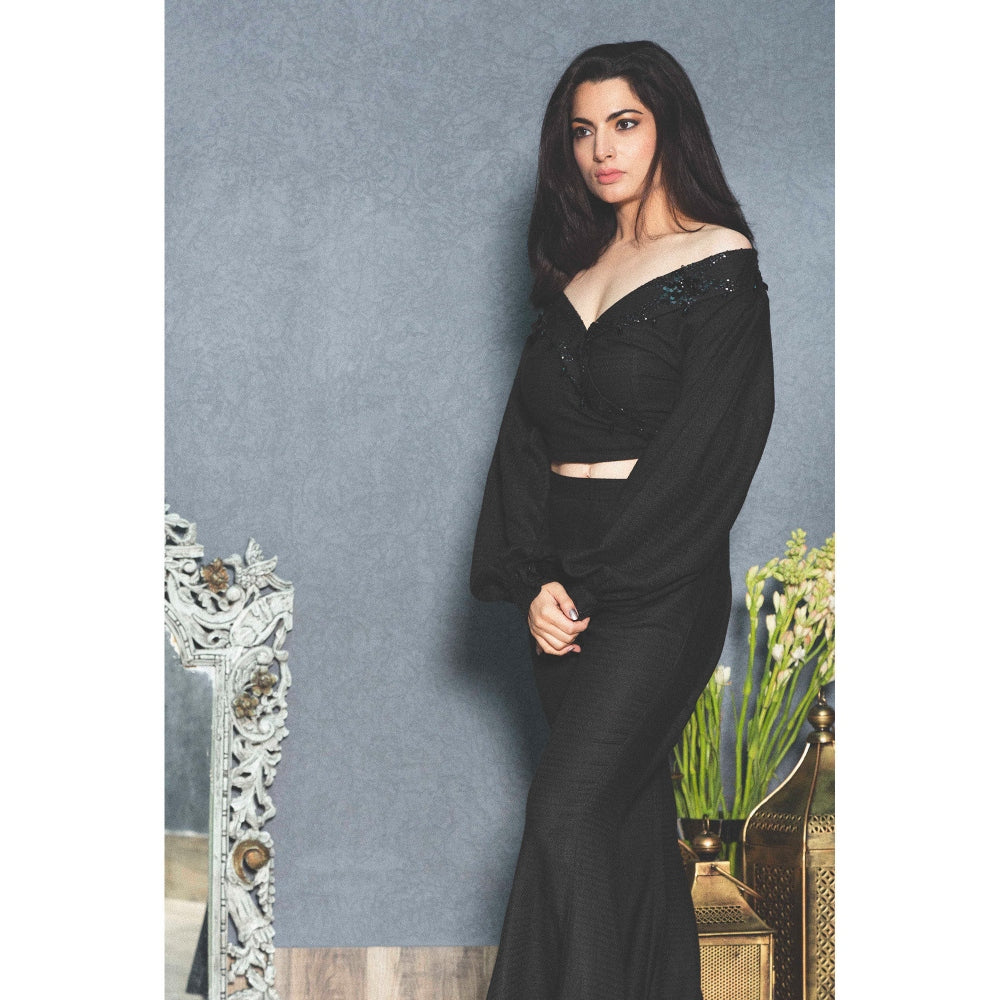 Inej Off Shoulder Crop Top