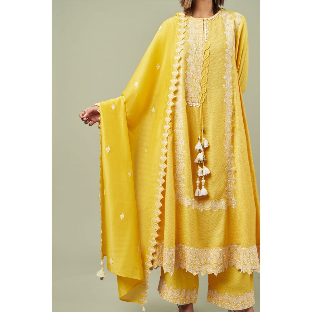Inej Yellow Booti Dupatta