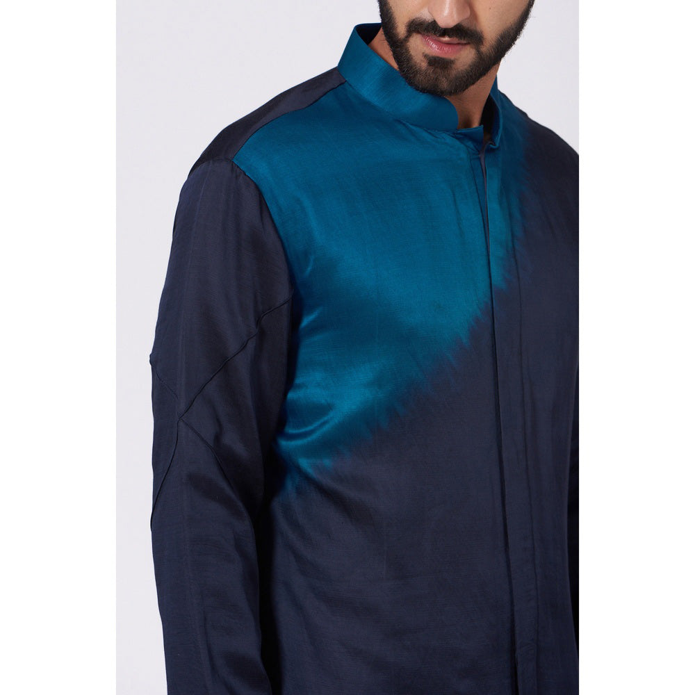 Jatin Malik Teal Blue Ombre Kurta (Set of 2)