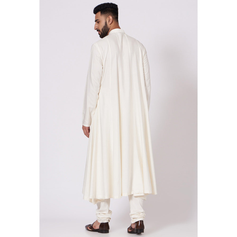 Jatin Malik Ivory Anarkali Kurta (Set of 2)