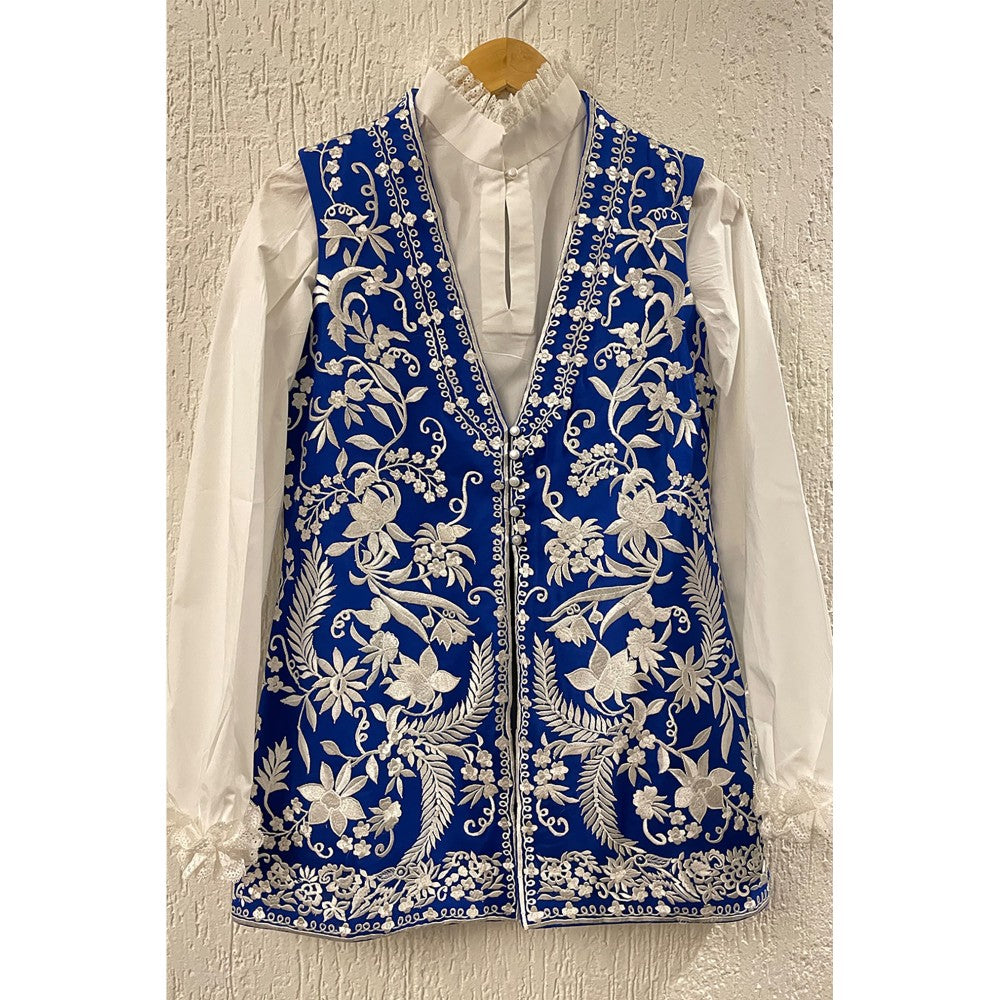 JUHI NANDA Blue Sleeveless Jacket & Pant with a Shirt (Set of 3)