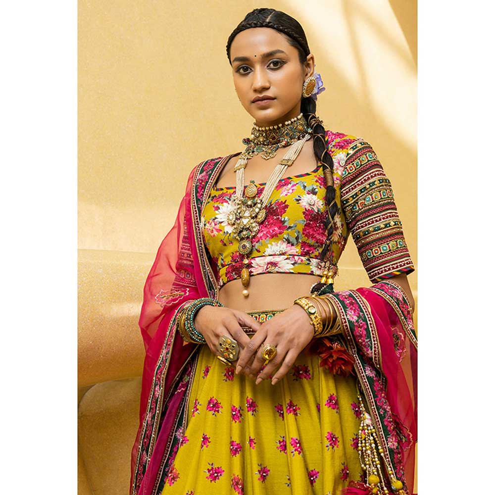 KALISTA Inayat Lehenga (Set of 3)