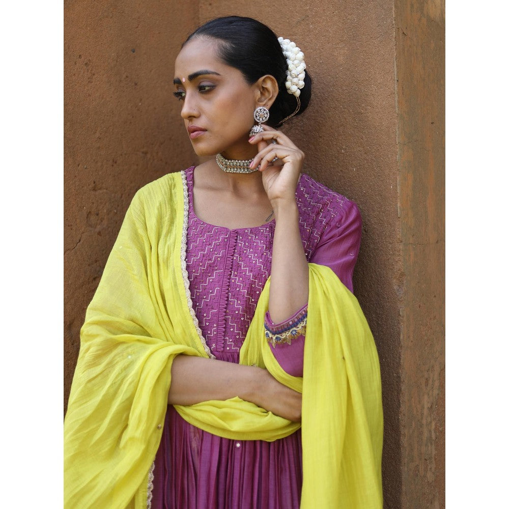 Label Kinjal Modi Mauve Kurta with Lime Green Pant & Dupatta (Set of 3)