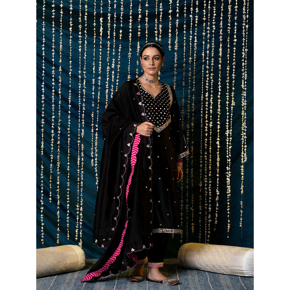 Maison Shefali Hunar Ragini Kurta (Set of 3)