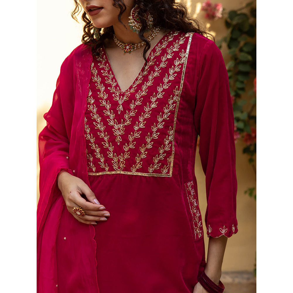 Maison Shefali Roya Gulabi - Velvet Embroidered Kurta & Pant with Dupatta (Set of 3)