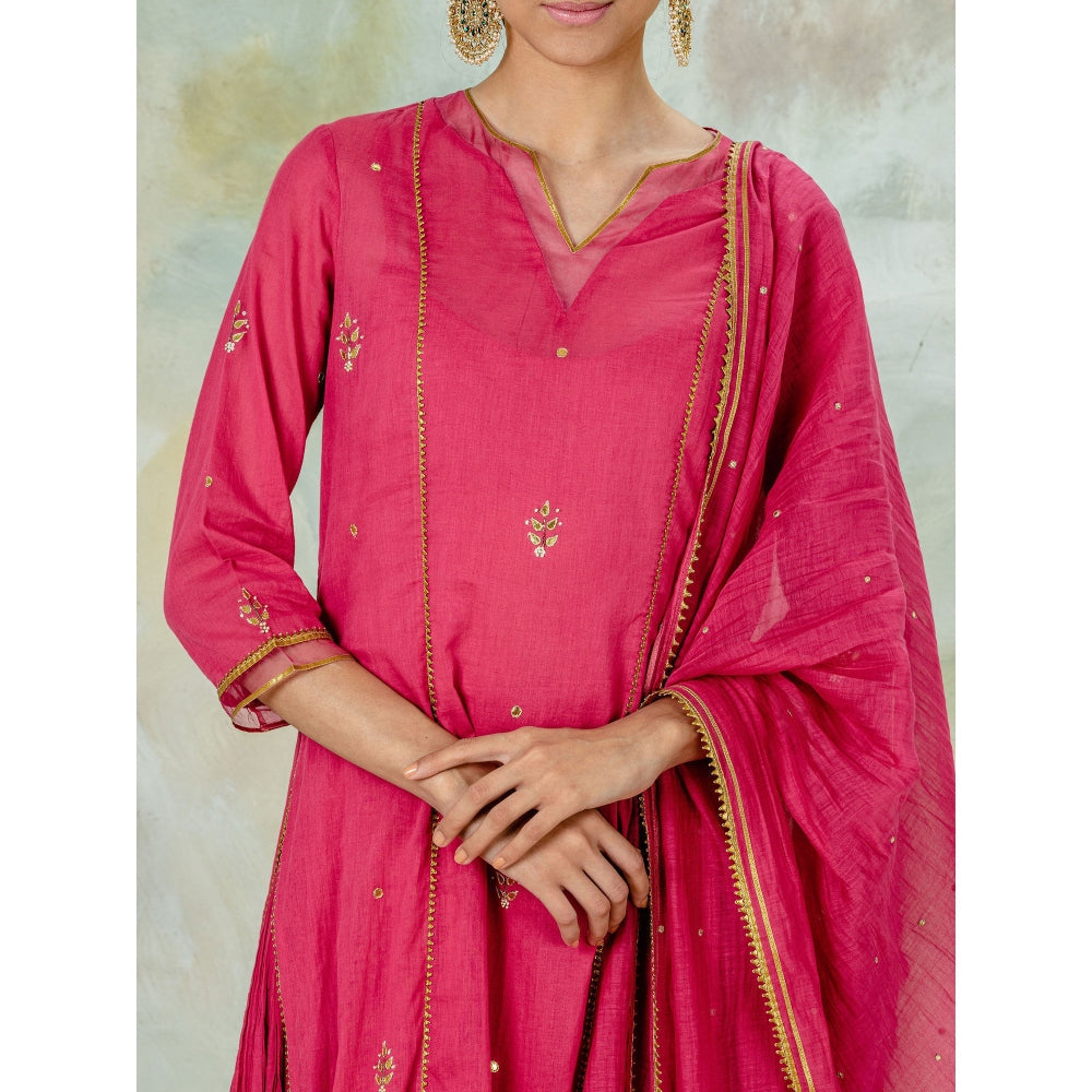 Mandira Wirk Fuchsia Hand Embroidered Kurta With Dress And Dupatta (Set of 3)