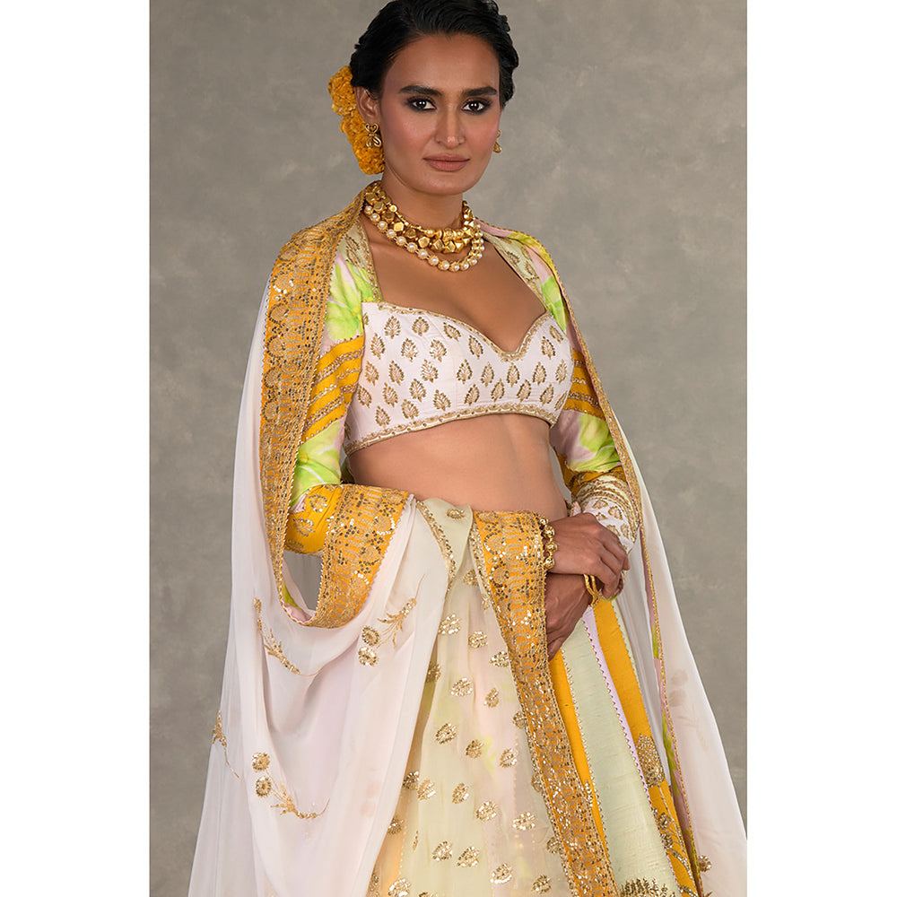 Masaba Nimbu Mirchi Lehenga Choli with Dupatta & Can Can Skirt (Set of 4)
