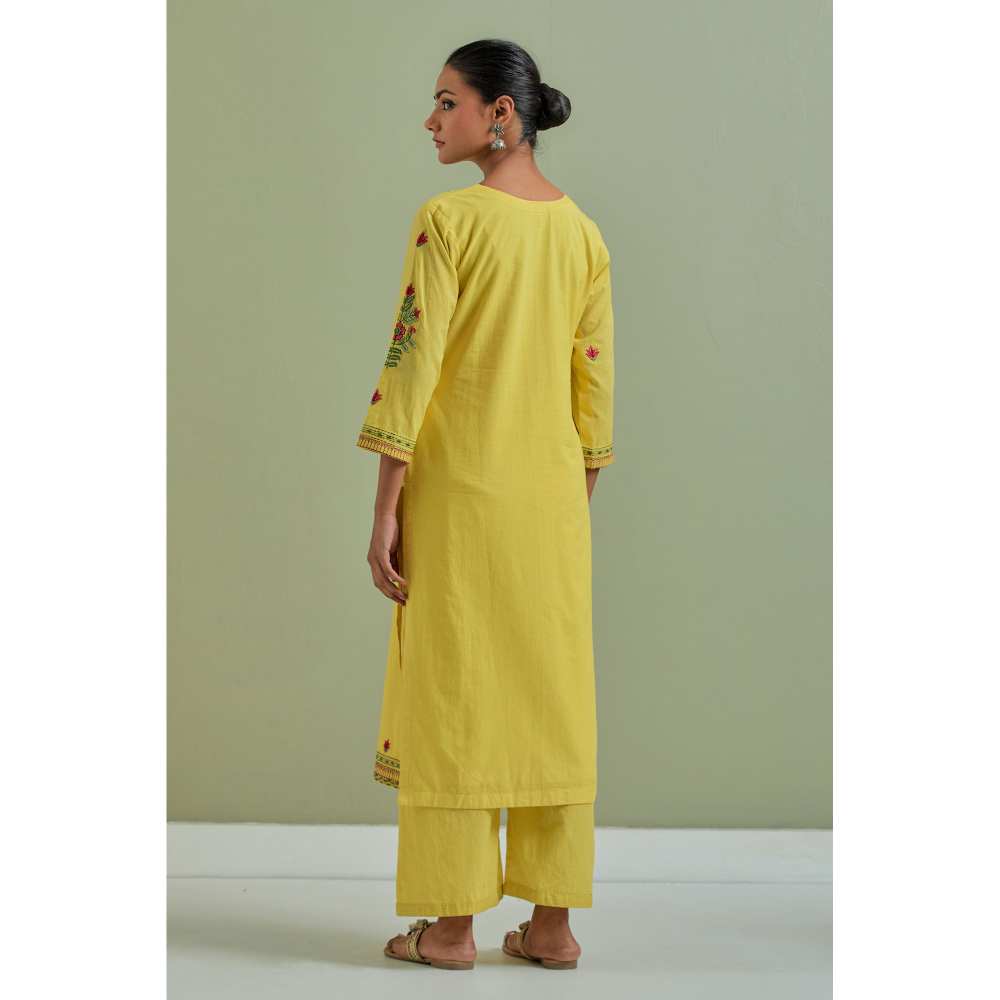 Priya Chaudhary Cotton Embroidered Yellow Kurta with Pant and Dupatta (Set of 3)