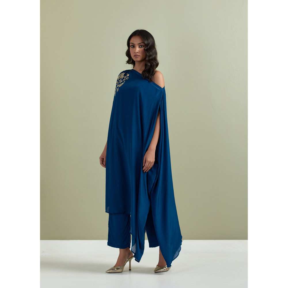 Priya Chaudhary Blue Embroidered Crepe Kurta