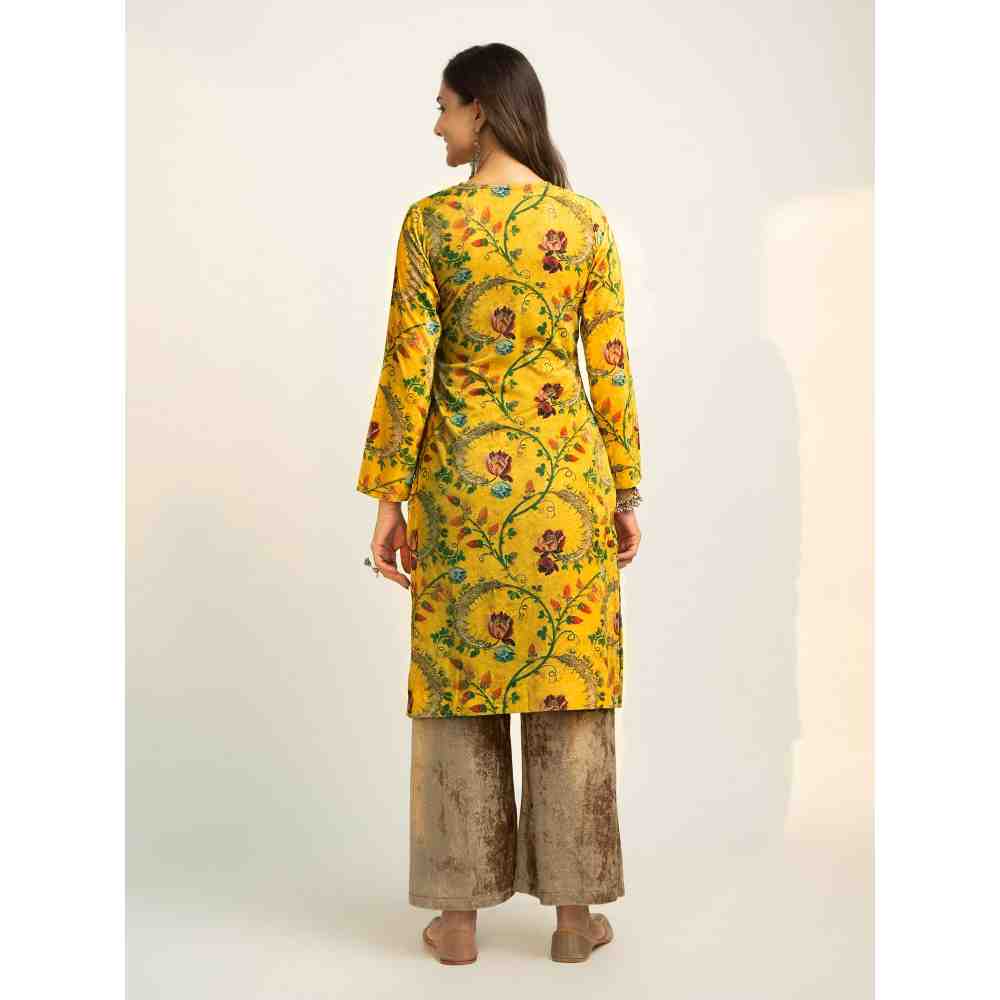 Roze Sehrish Velvet Pants