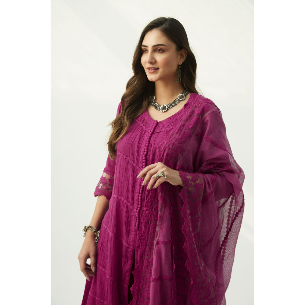 Roze Mahjabeen Magenta Dupatta