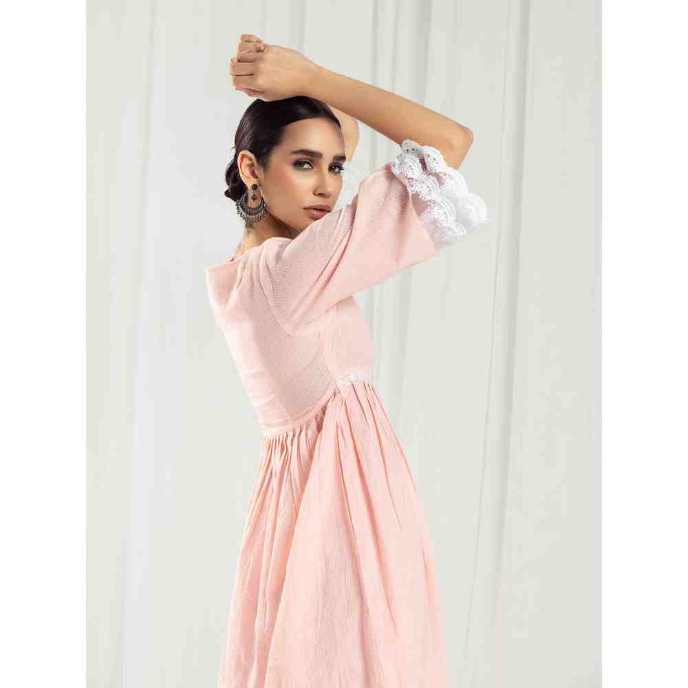 Roze Aura Peach Kurta and Pant with Dupatta (Set of 3)