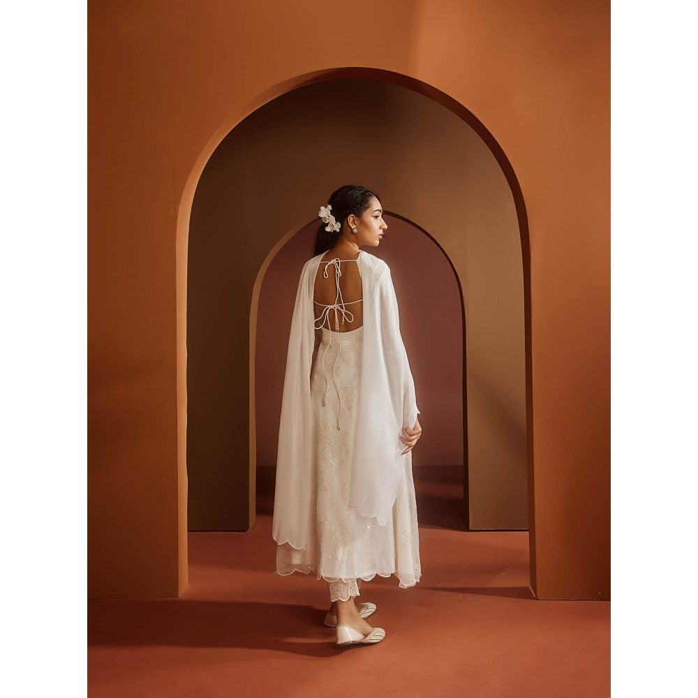 Saanjh by Lea Avya White Embroidered Corset Anarkali Suit (Set of 3)