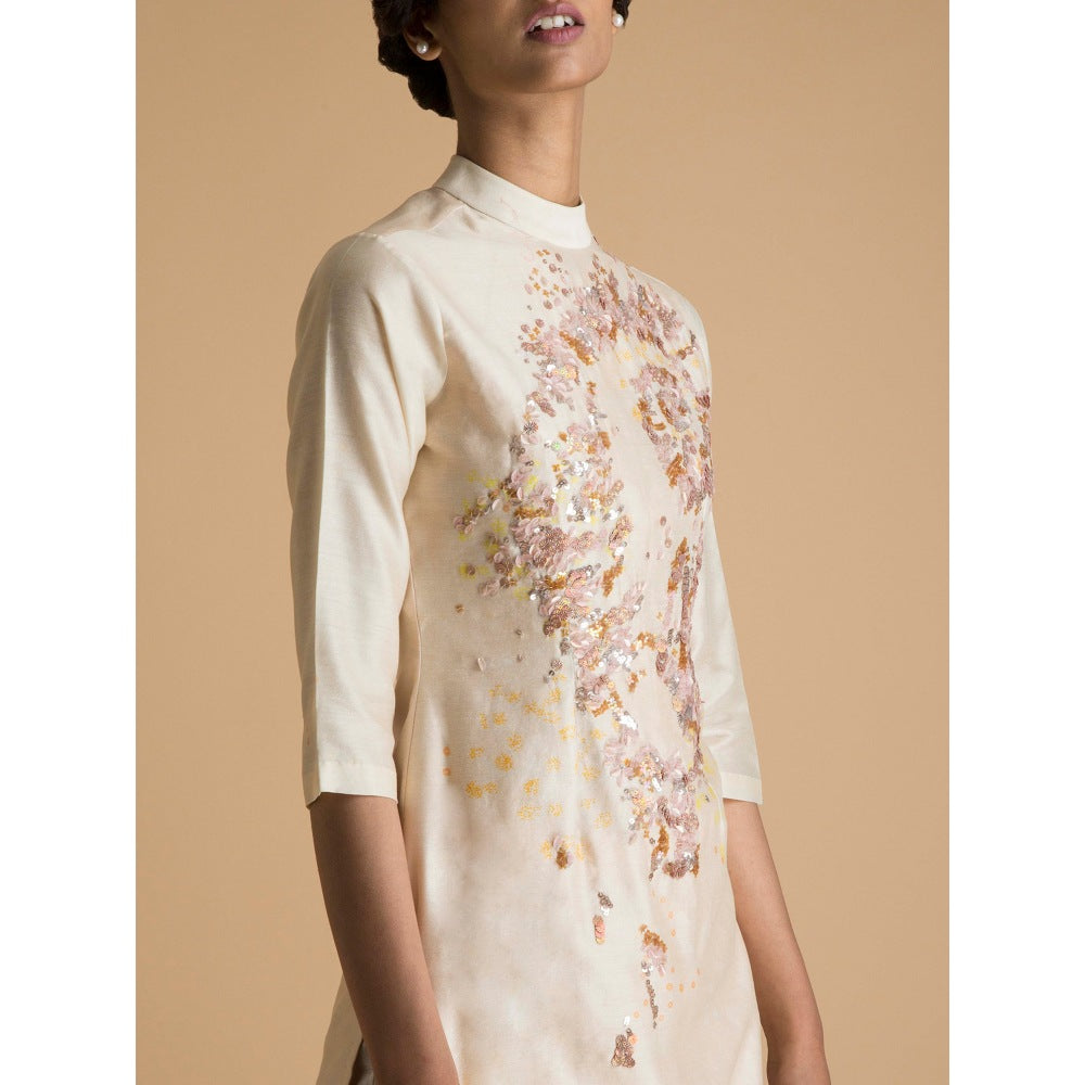 Saksham & Neharicka Off White Embroidered Kurta