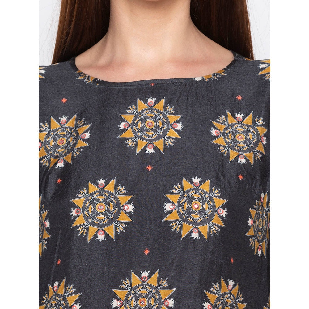 Soup by Sougat Paul Grey Asymmetric Kurta With Pants - Customisable (Set of 2)