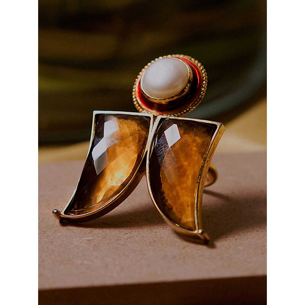 Tanvi Garg Claw Ring