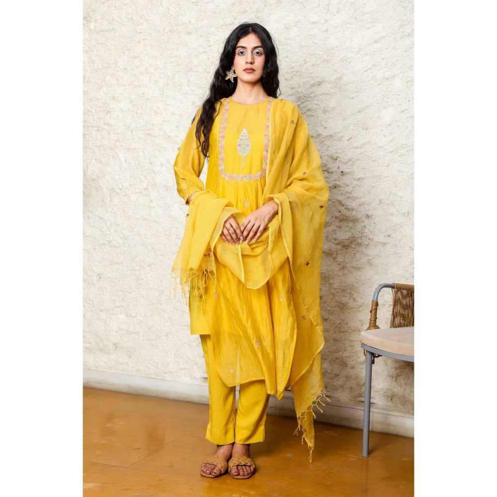 Tatwa Designs Mustard Embroidered Kota Doria Dupatta